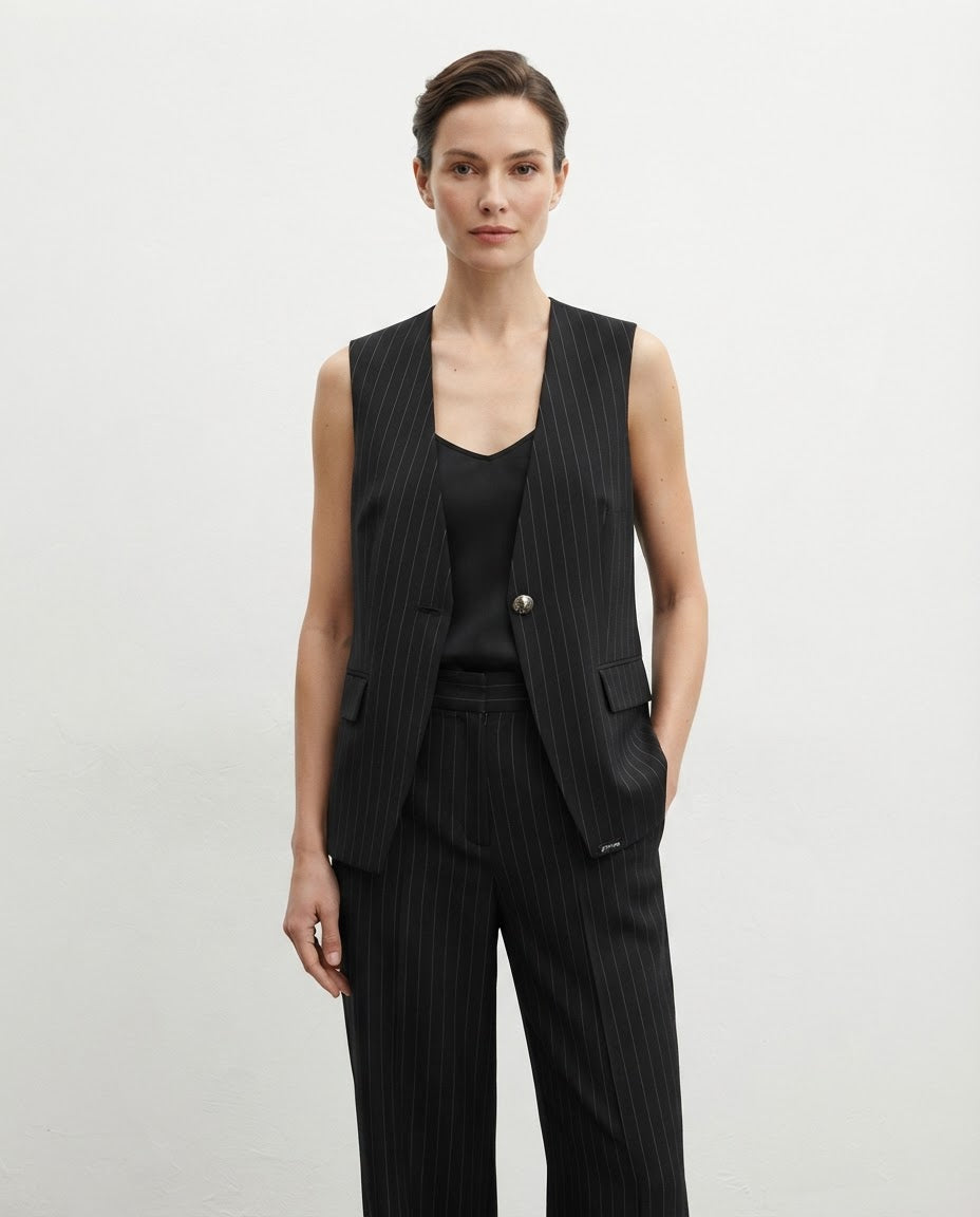 Sleeveless Blazer